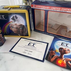 E.T. 40th Anniversary Limited Edition Set